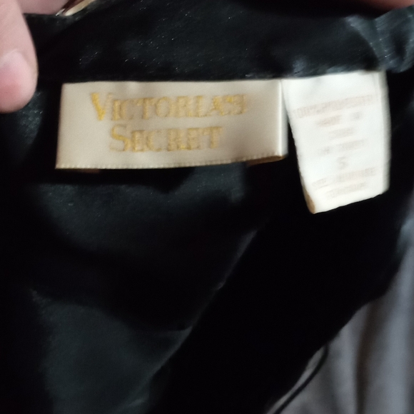 Victoria's secret satin slip - Picture 2 of 2